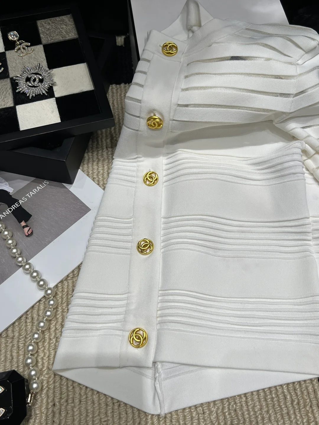 Джемперы И Свитеры Женские Chanel 18138666