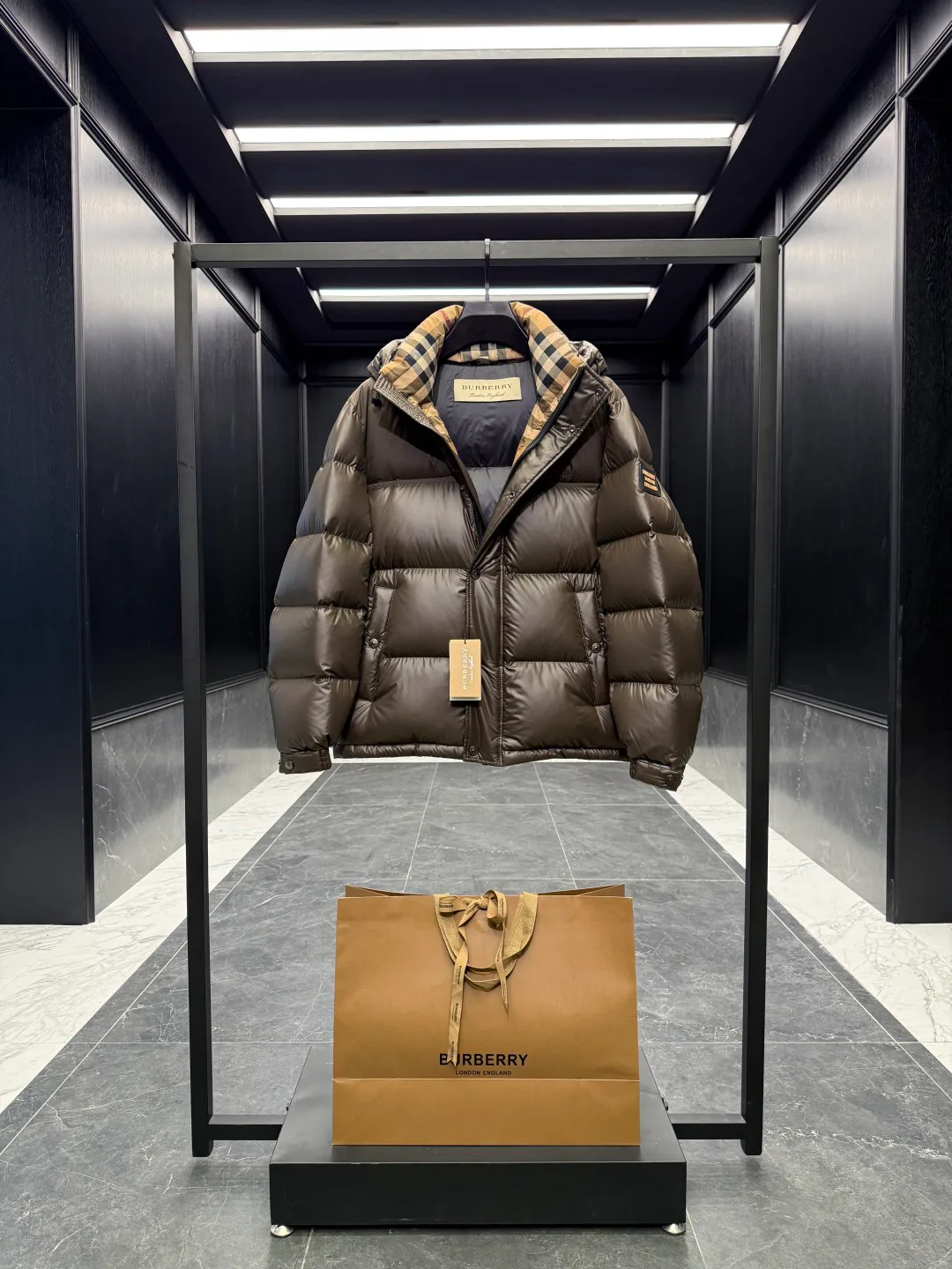 Куртки И Пуховики Женские Burberry 1694305