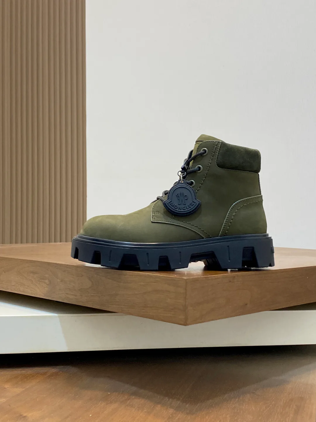 Ботинки Мужские Moncler 19710898
