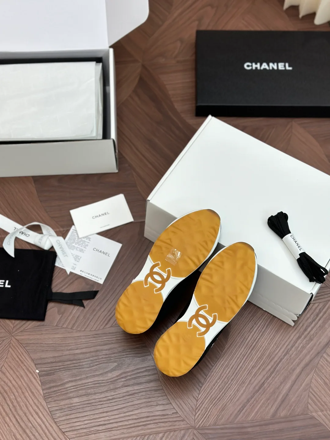 Кроссовки Женские Chanel 19515371