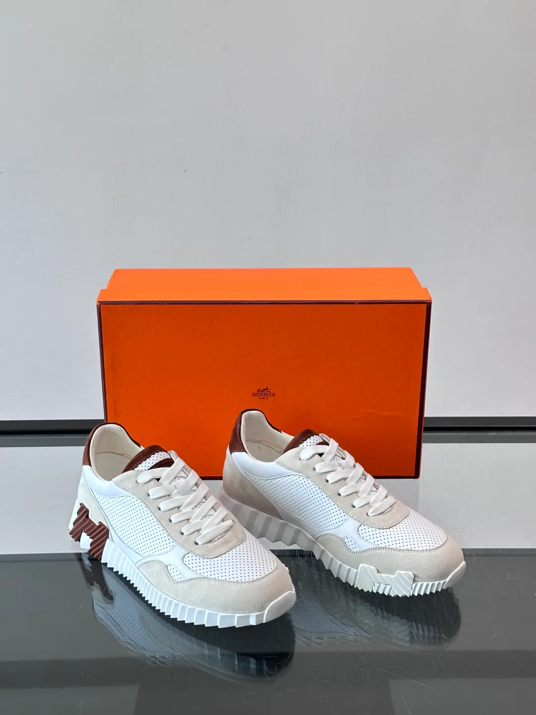 Кроссовки Женские Hermes 17439906