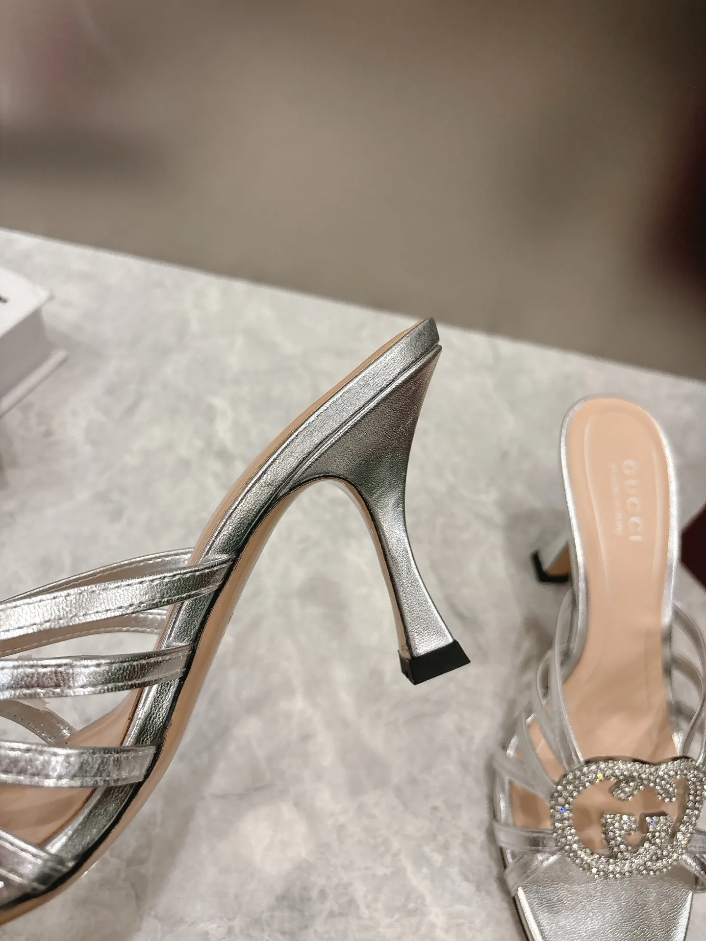 Босоножки Женские Gucci 879049