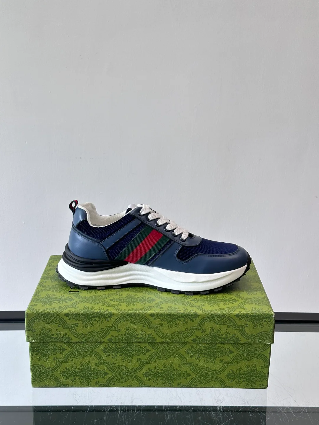 Кроссовки Мужские Gucci 160579