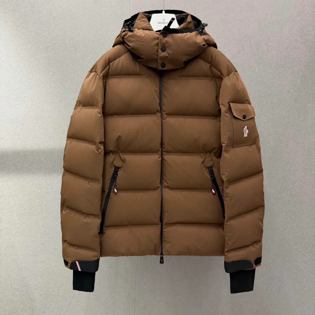 Куртки И Пуховики Мужские Moncler 17418460