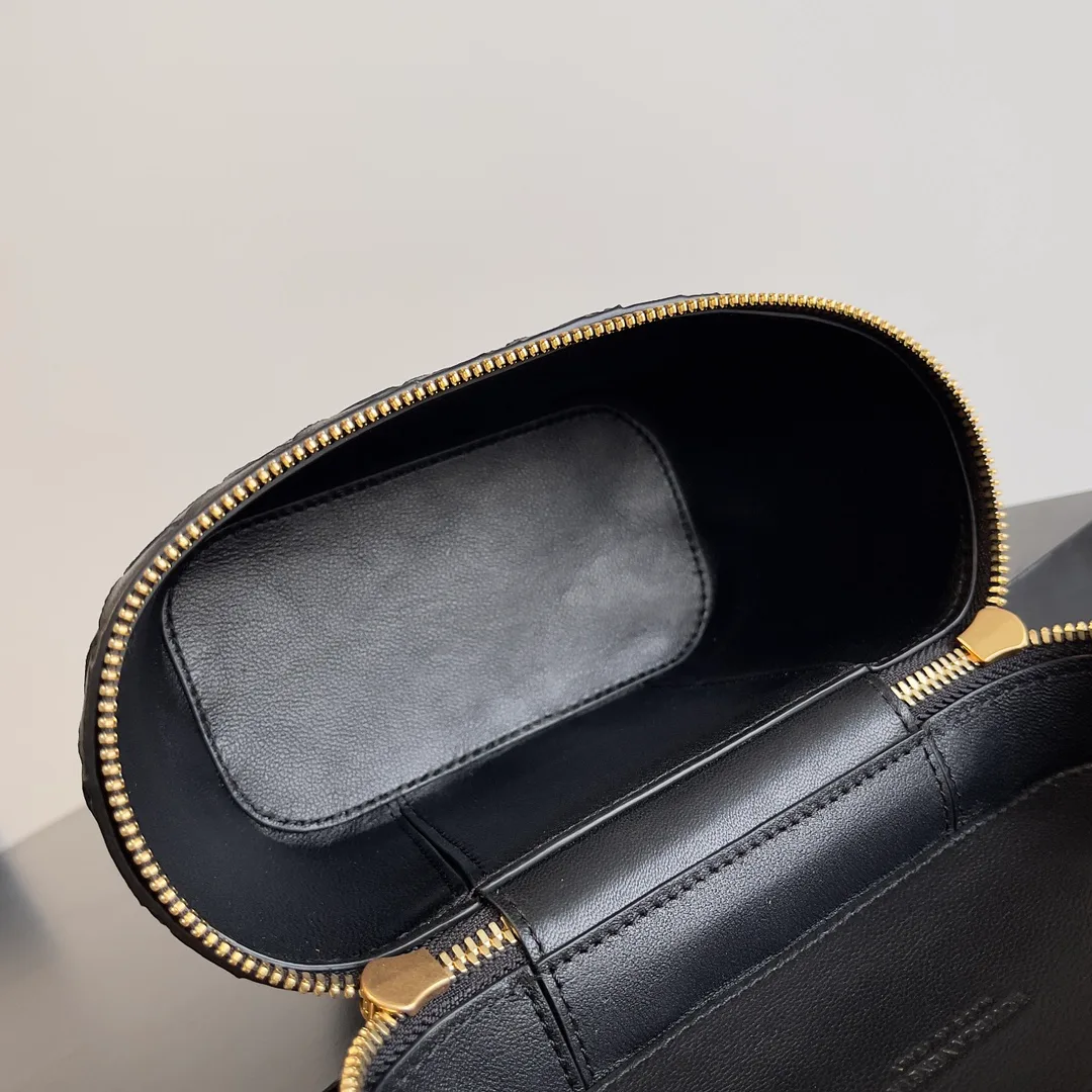 Сумки На Ремне Женские Bottega Veneta 17825281