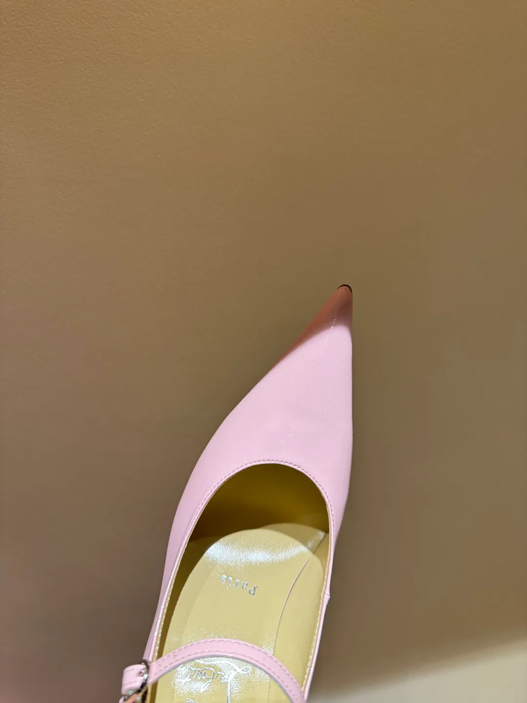 Туфли Женские Christian Louboutin 4743810