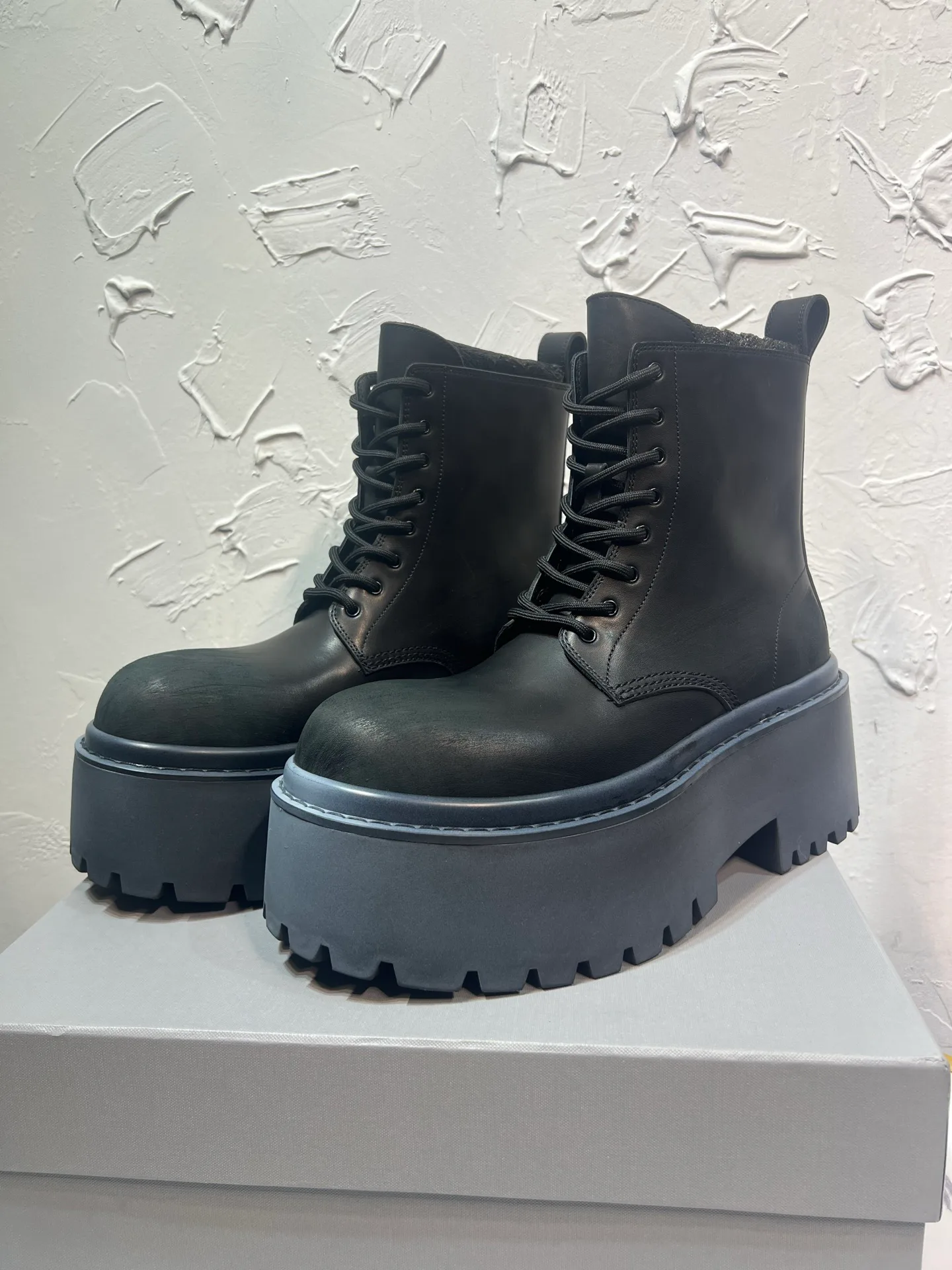 Ботинки Мужские Balenciaga 18225216