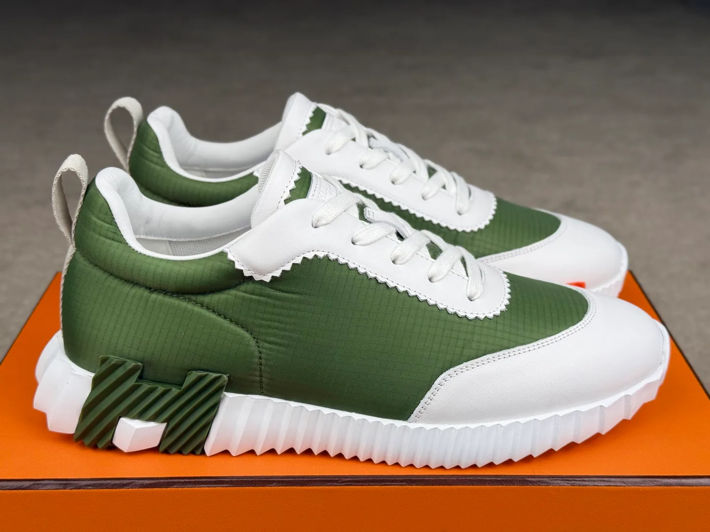 Кроссовки Мужские Hermes 11257789