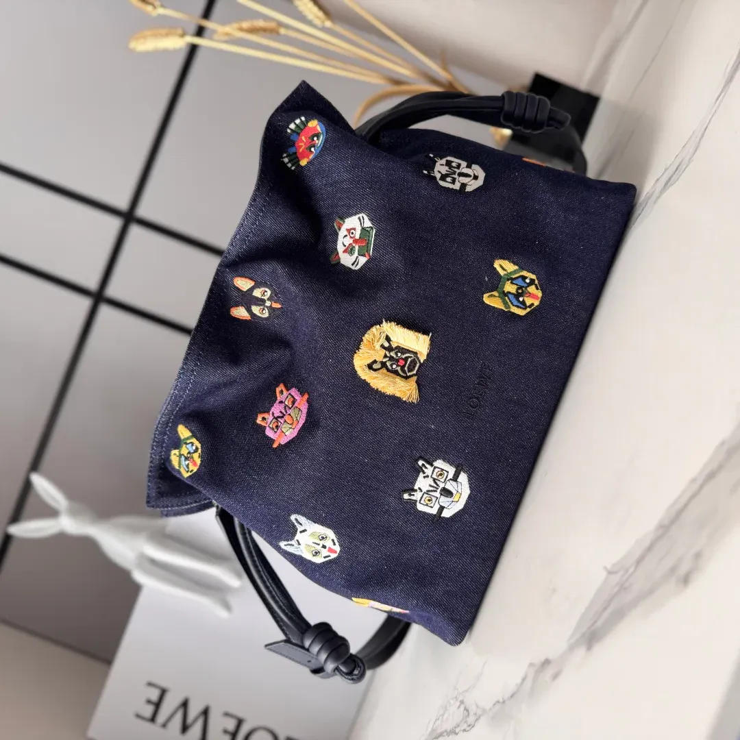 Классические Сумки Женские Loewe 6272506