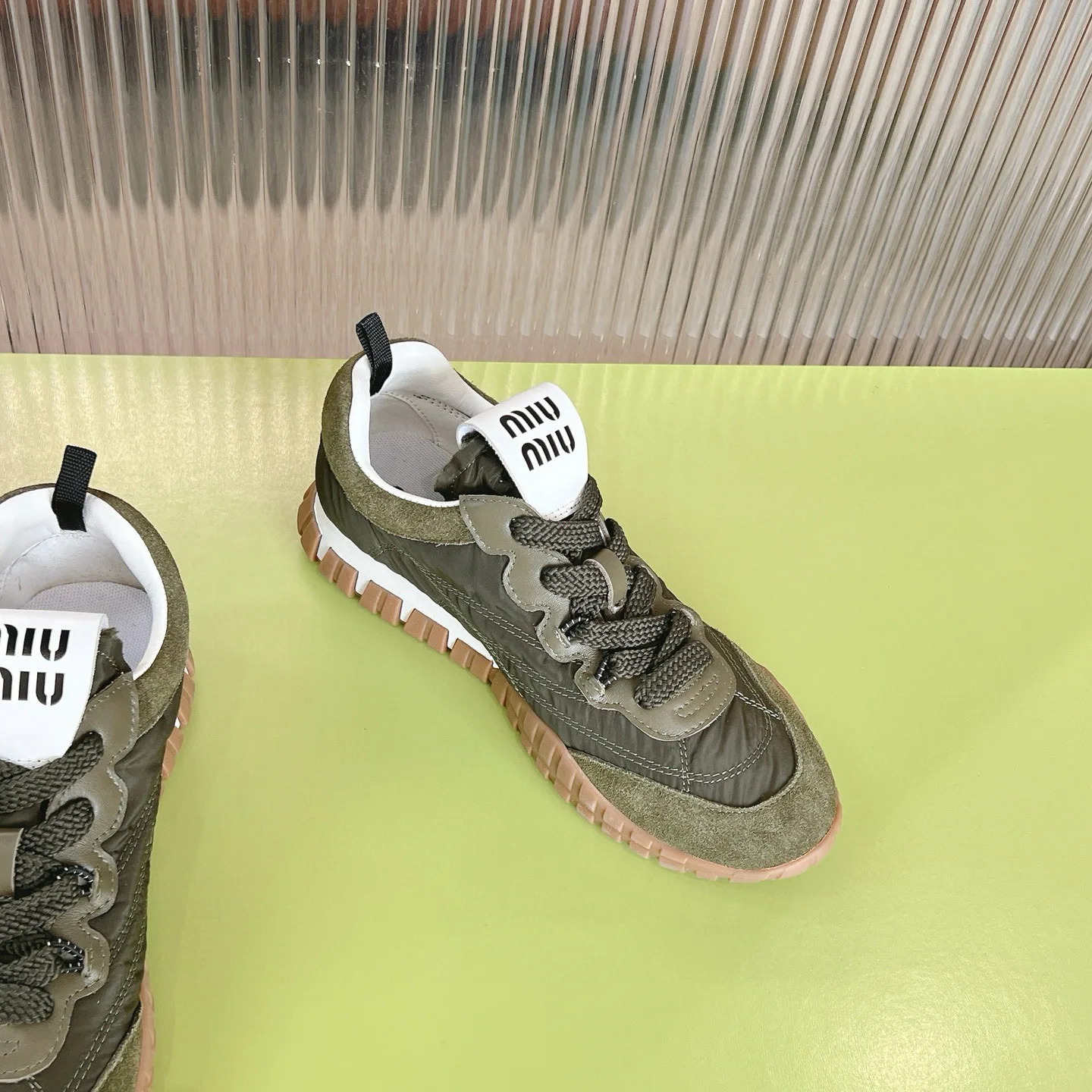 Кроссовки Женские Miu Miu 81825