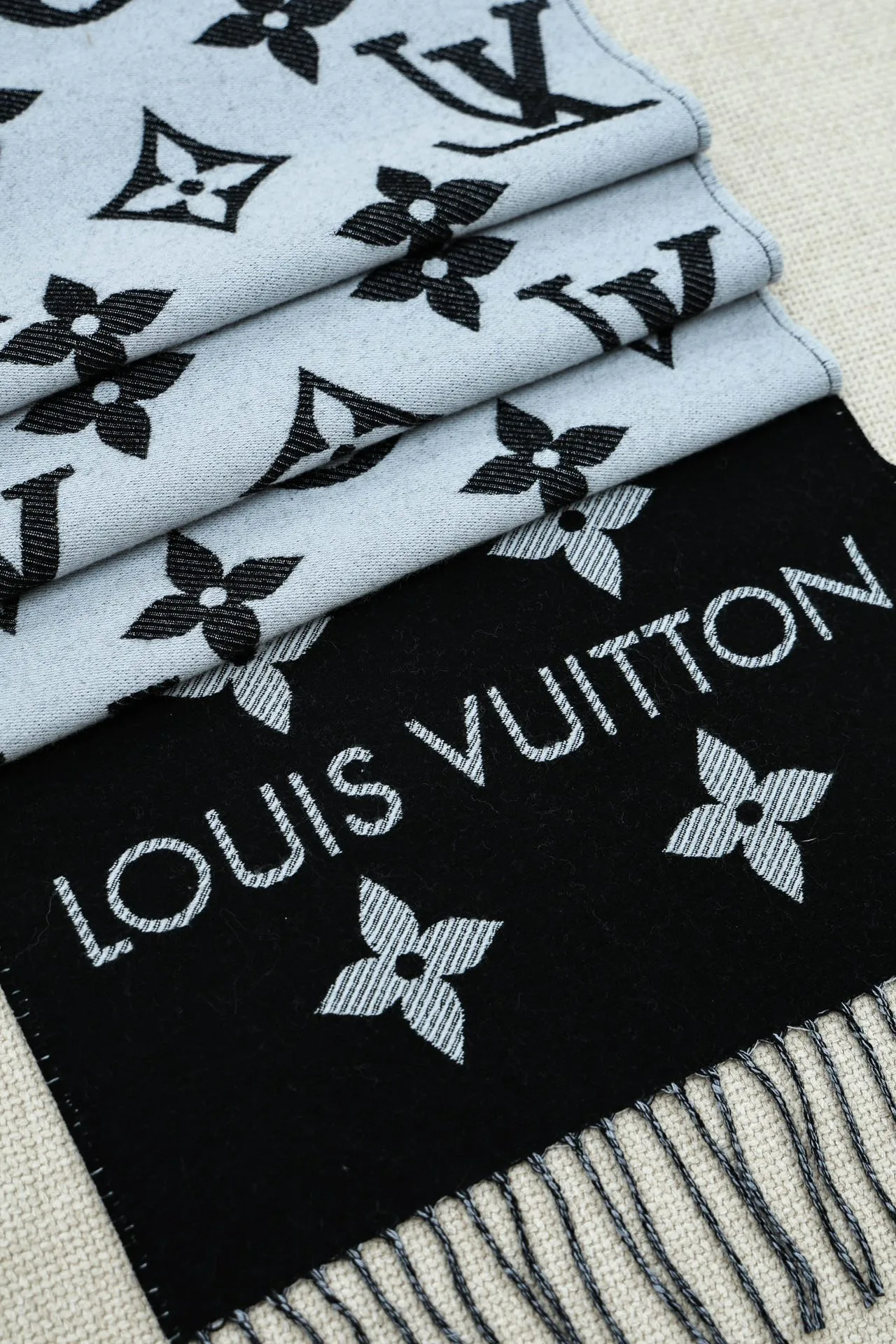 Шарфы Louis Vuitton 94419