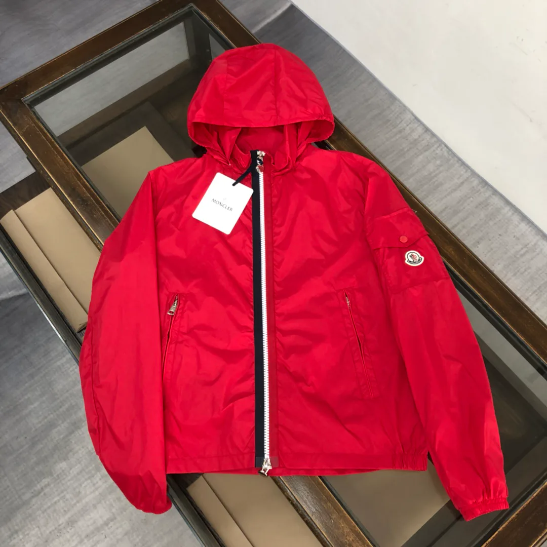 Куртки И Пуховики Мужские Moncler 7173