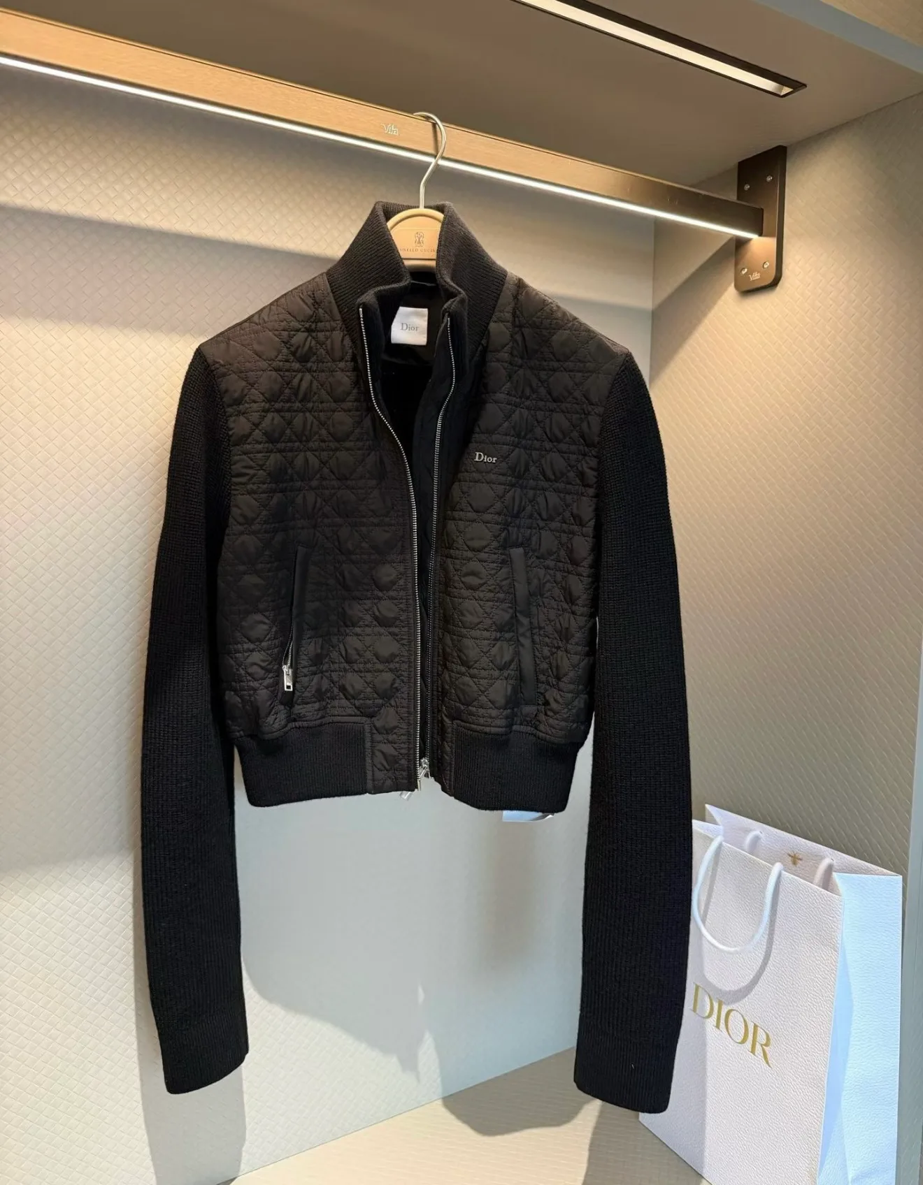 Куртки И Пуховики Женские Christian Dior 18428475