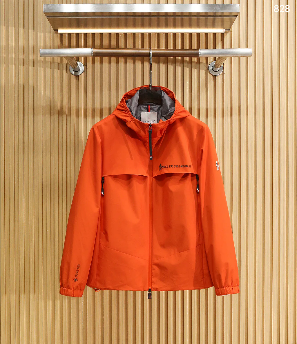 Куртки И Пуховики Мужские Moncler 11602515