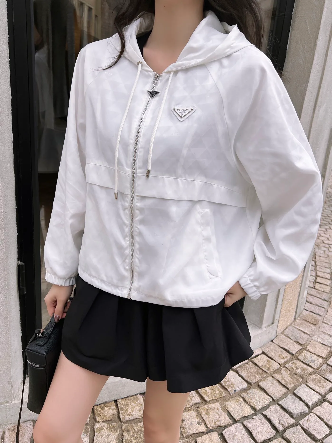 Куртки И Пуховики Женские Prada 9409827