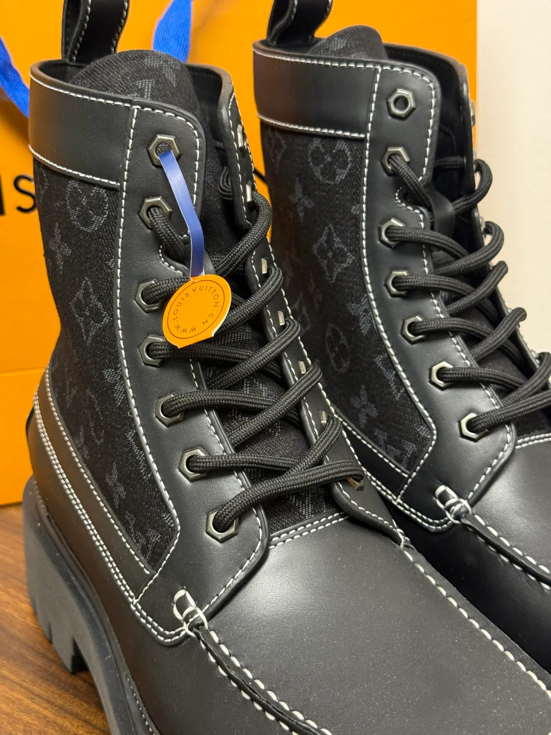 Ботинки Мужские Louis Vuitton 19423323