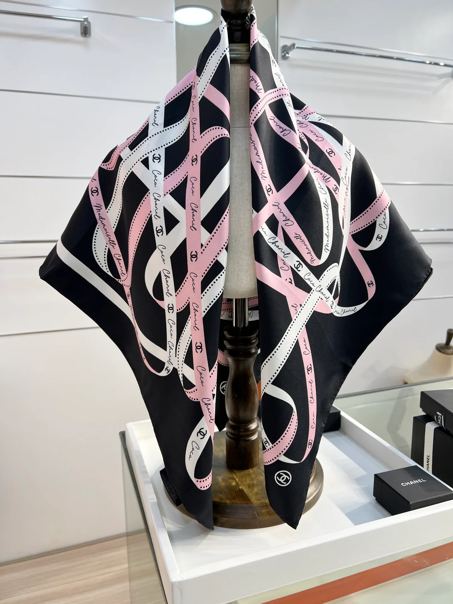 Платки Chanel 10235964