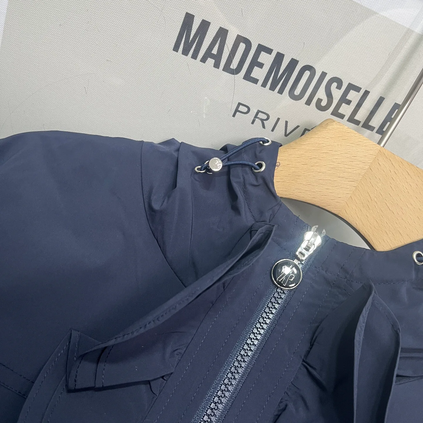 Куртки И Пуховики Женские Moncler 11520226