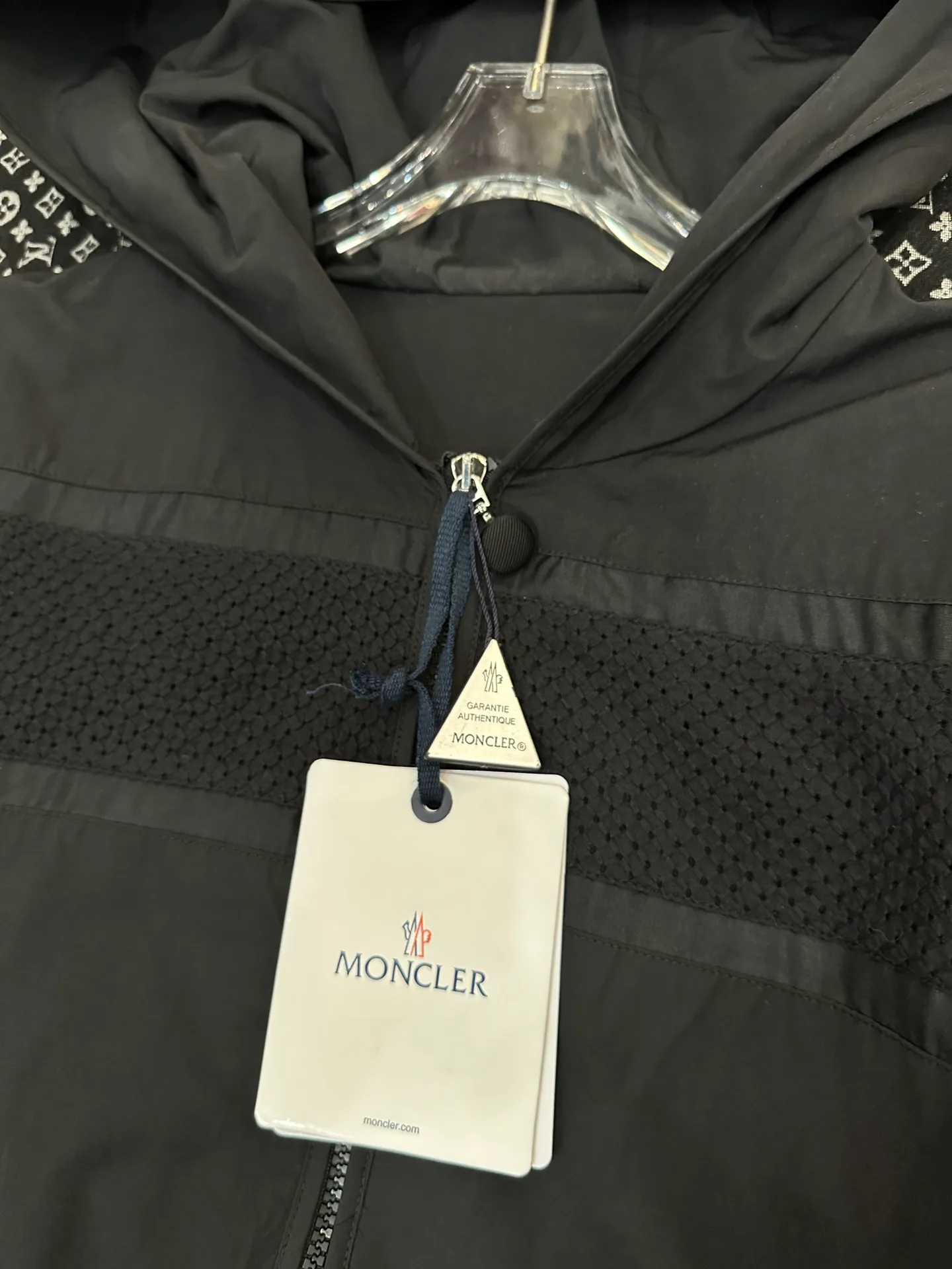 Куртки И Пуховики Женские Moncler 11505876