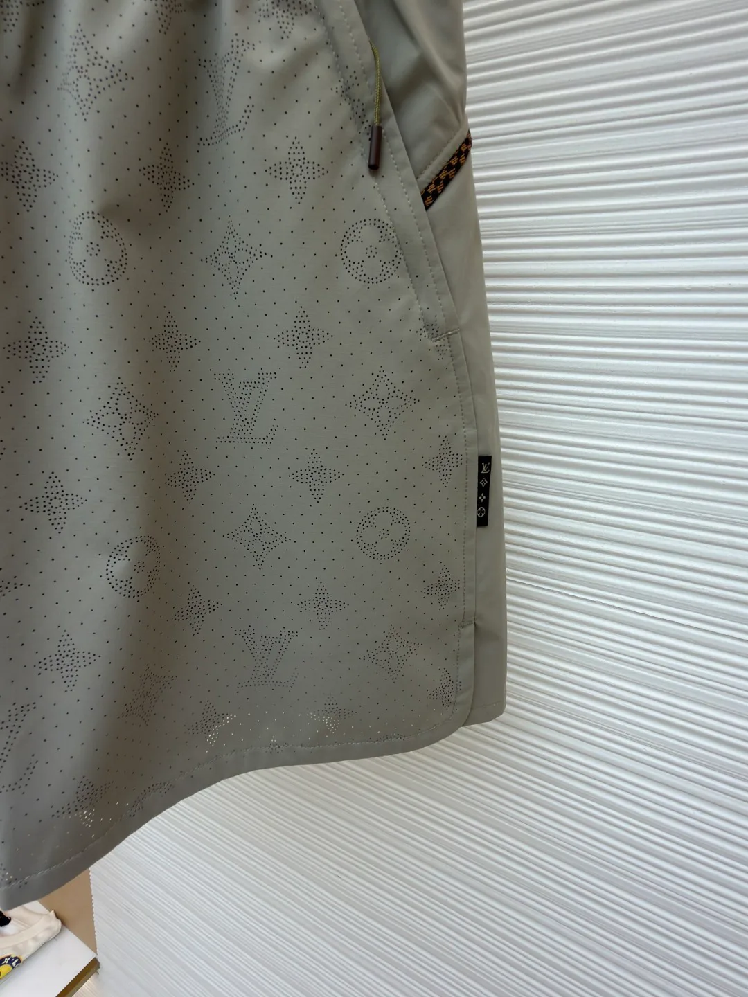 Шорты Мужские Louis Vuitton 17054888