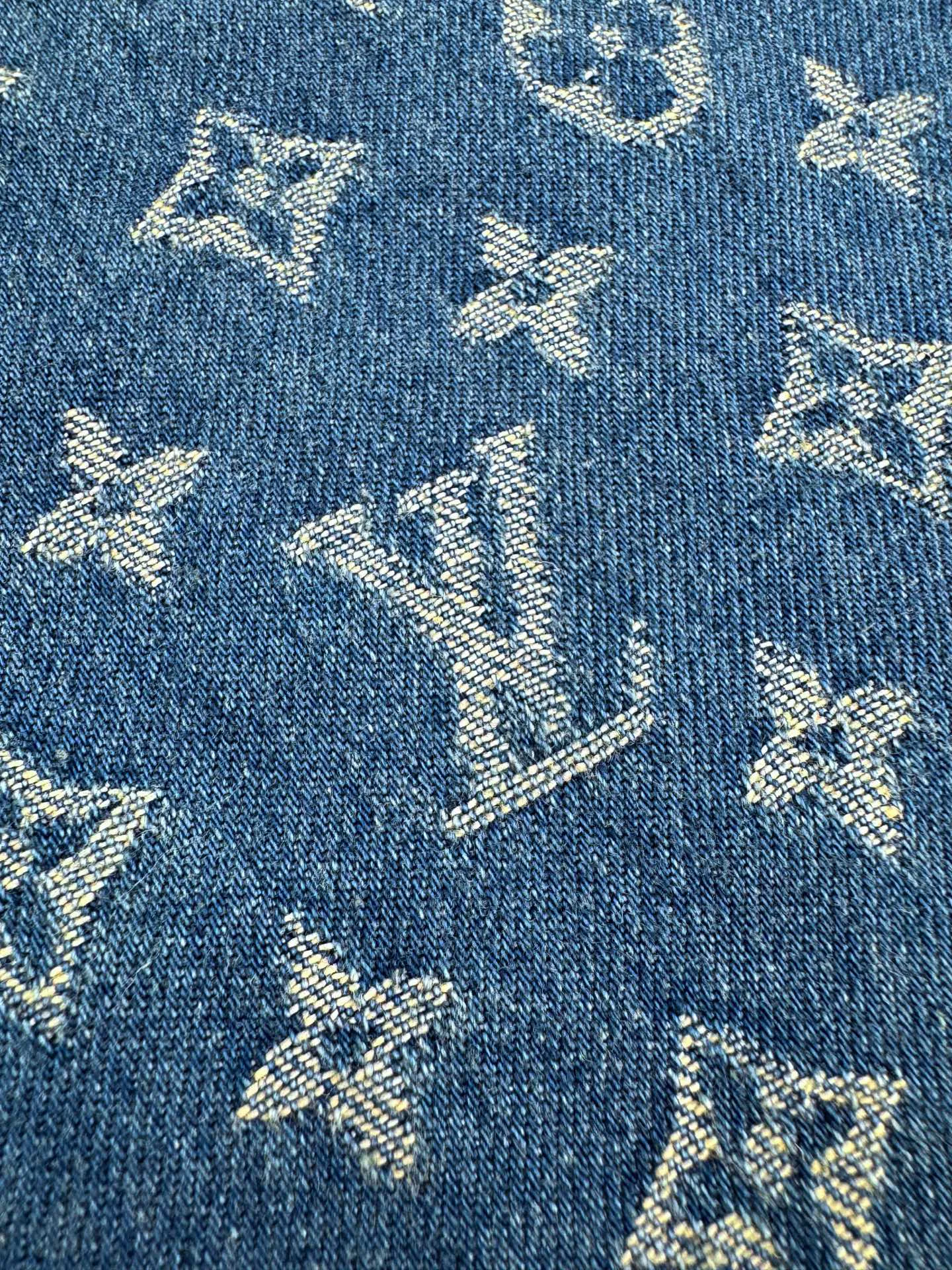 Шорты Женские Louis Vuitton 12757043