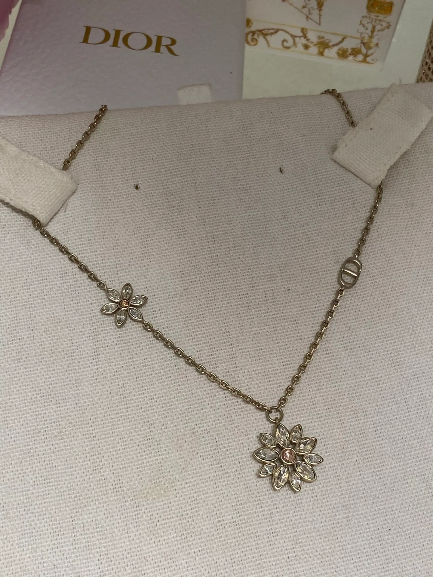 Бижутерия Christian Dior 18070300