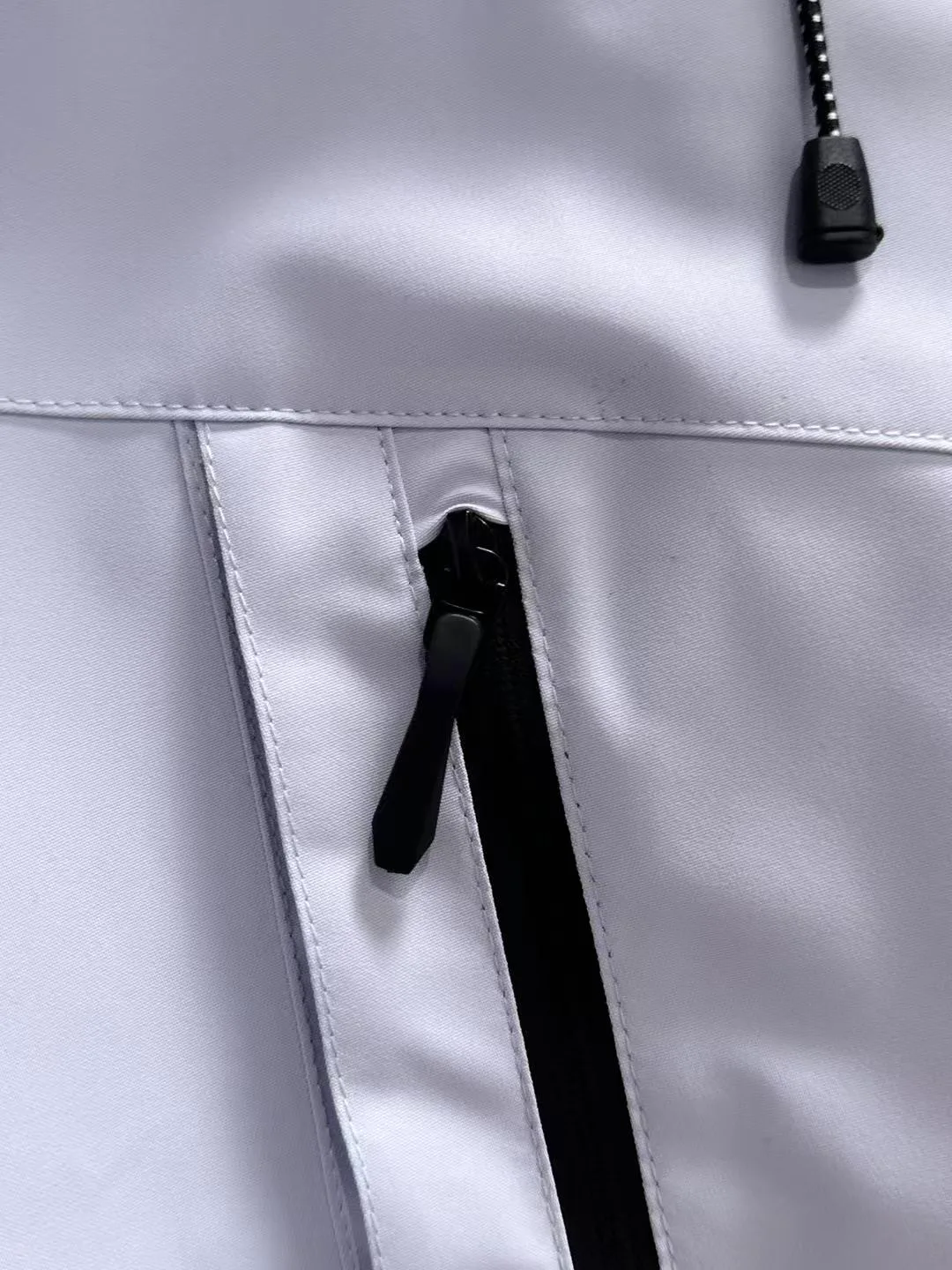 Куртки И Пуховики Женские Louis Vuitton 5091766