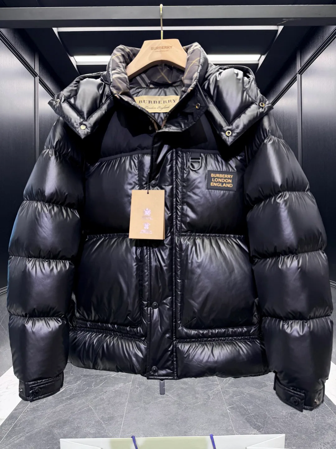 Куртки И Пуховики Женские Burberry 17876508