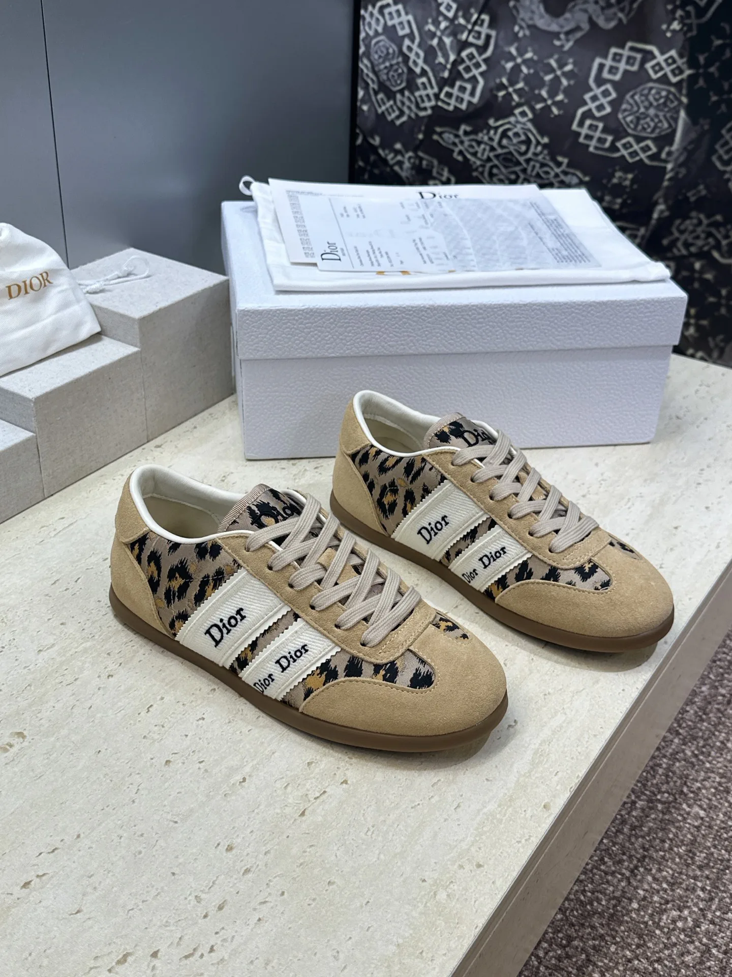Кроссовки Женские Christian Dior 17612348