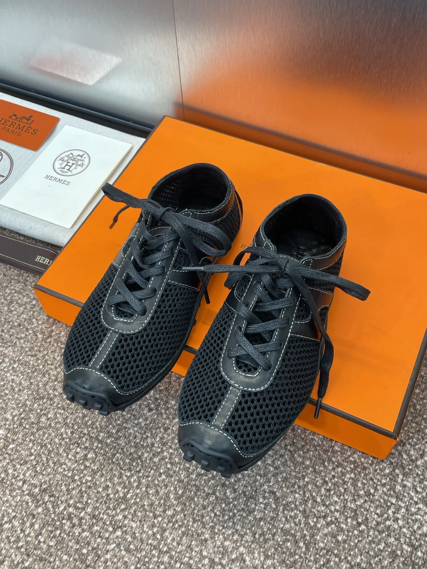 Кроссовки Женские Hermes 11438