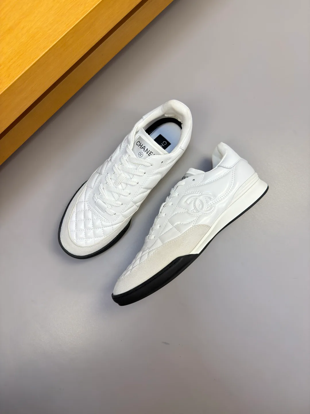 Кроссовки Женские Chanel 18744062