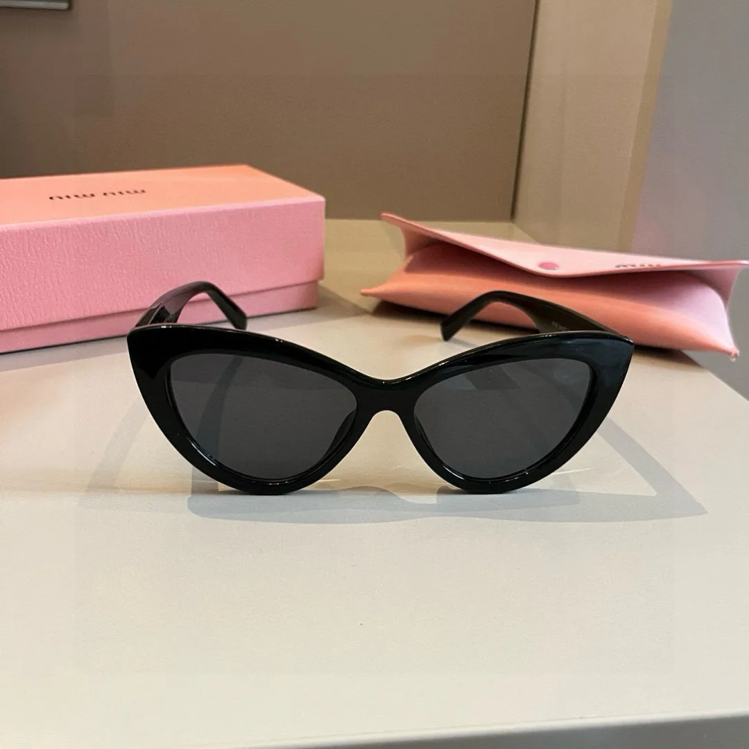 Очки Miu Miu 10842022