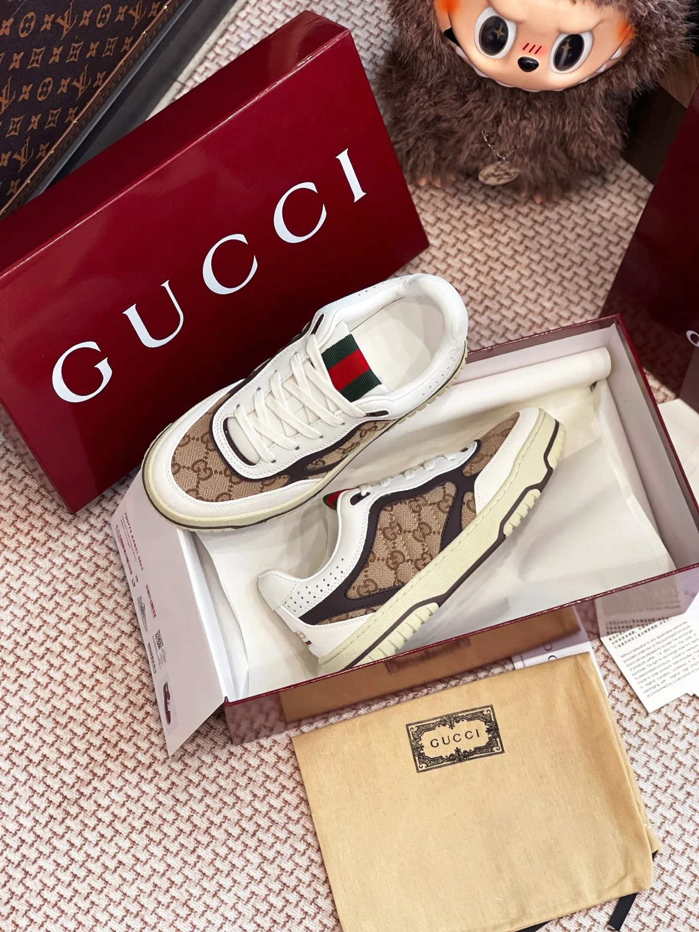 Кроссовки Женские Gucci 10477215