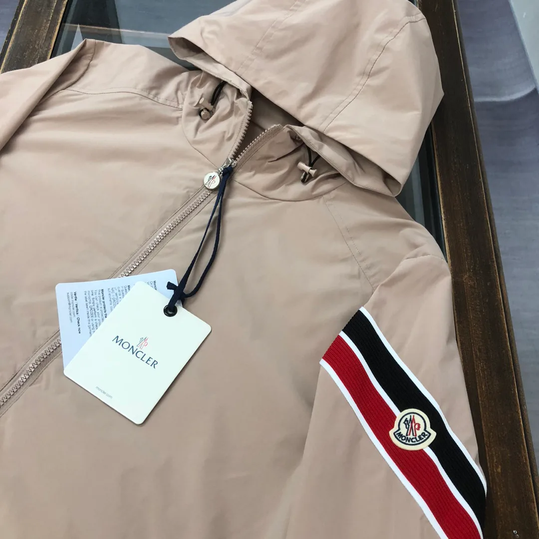 Куртки И Пуховики Мужские Moncler 9599156