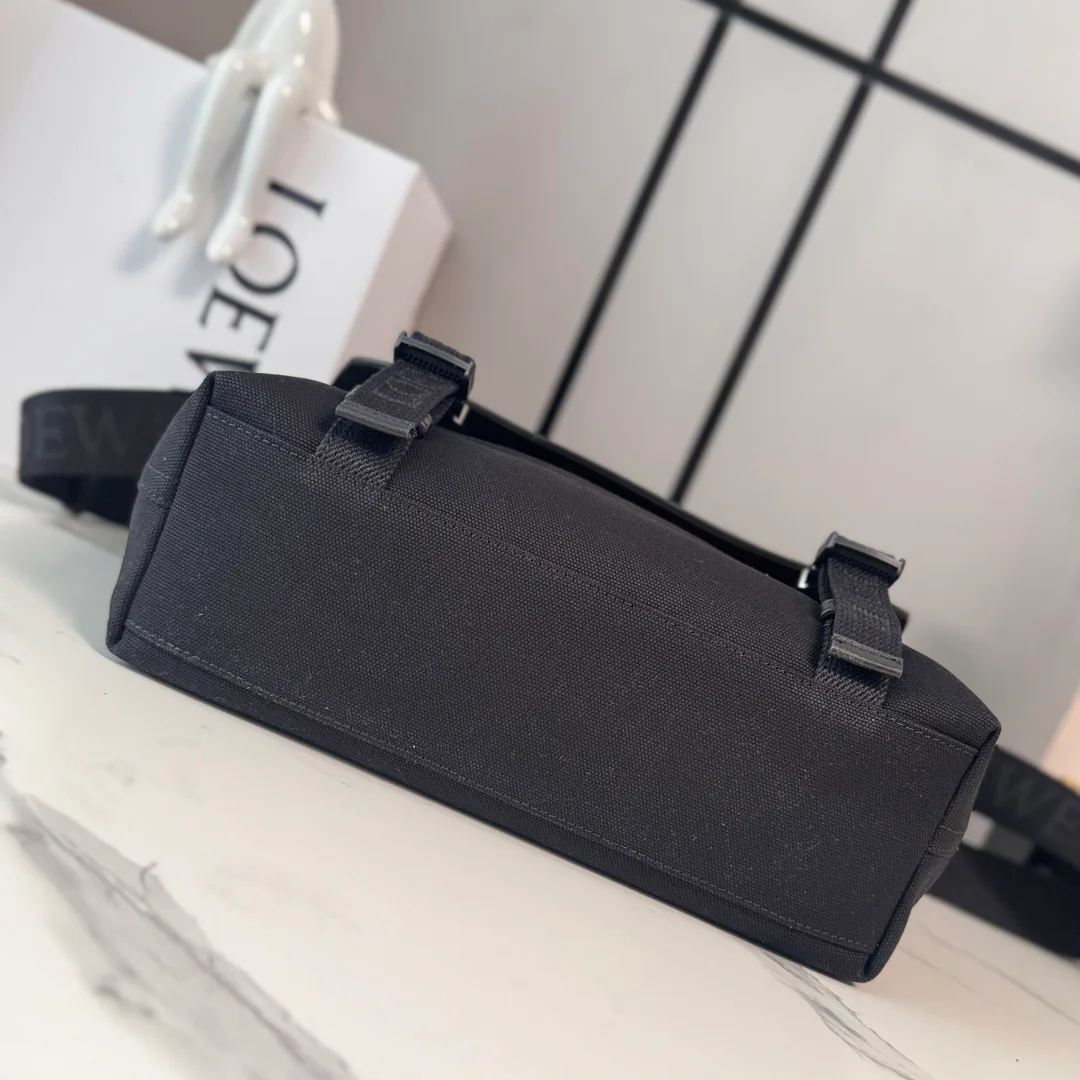 Сумки На Ремне Женские Loewe 11699859