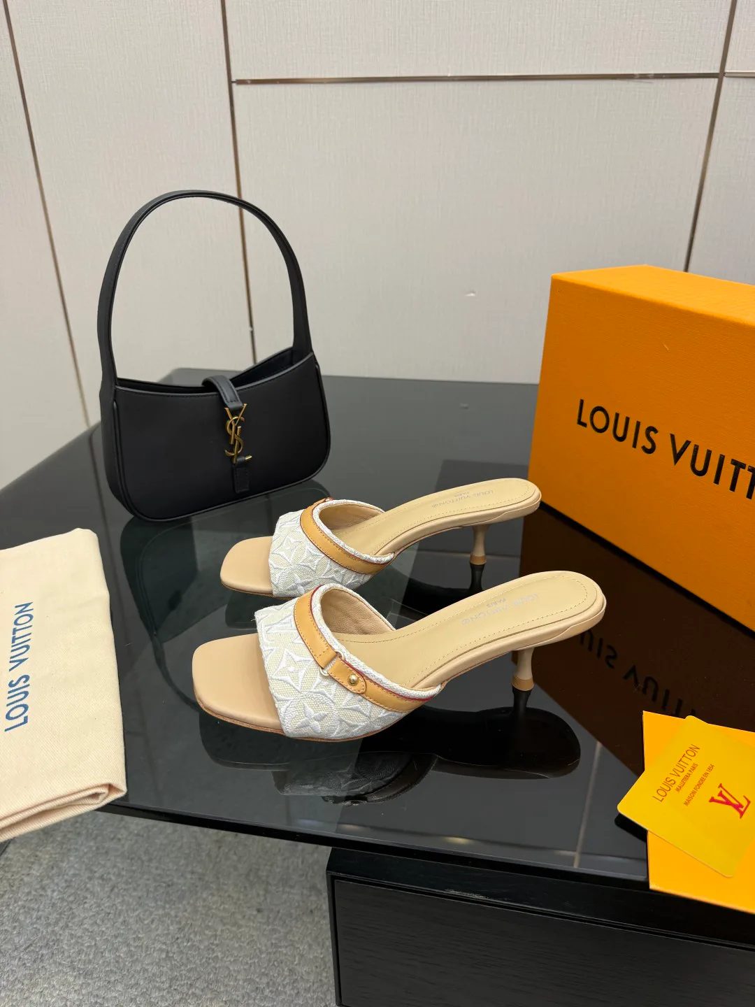 Босоножки Женские Louis Vuitton 1466338