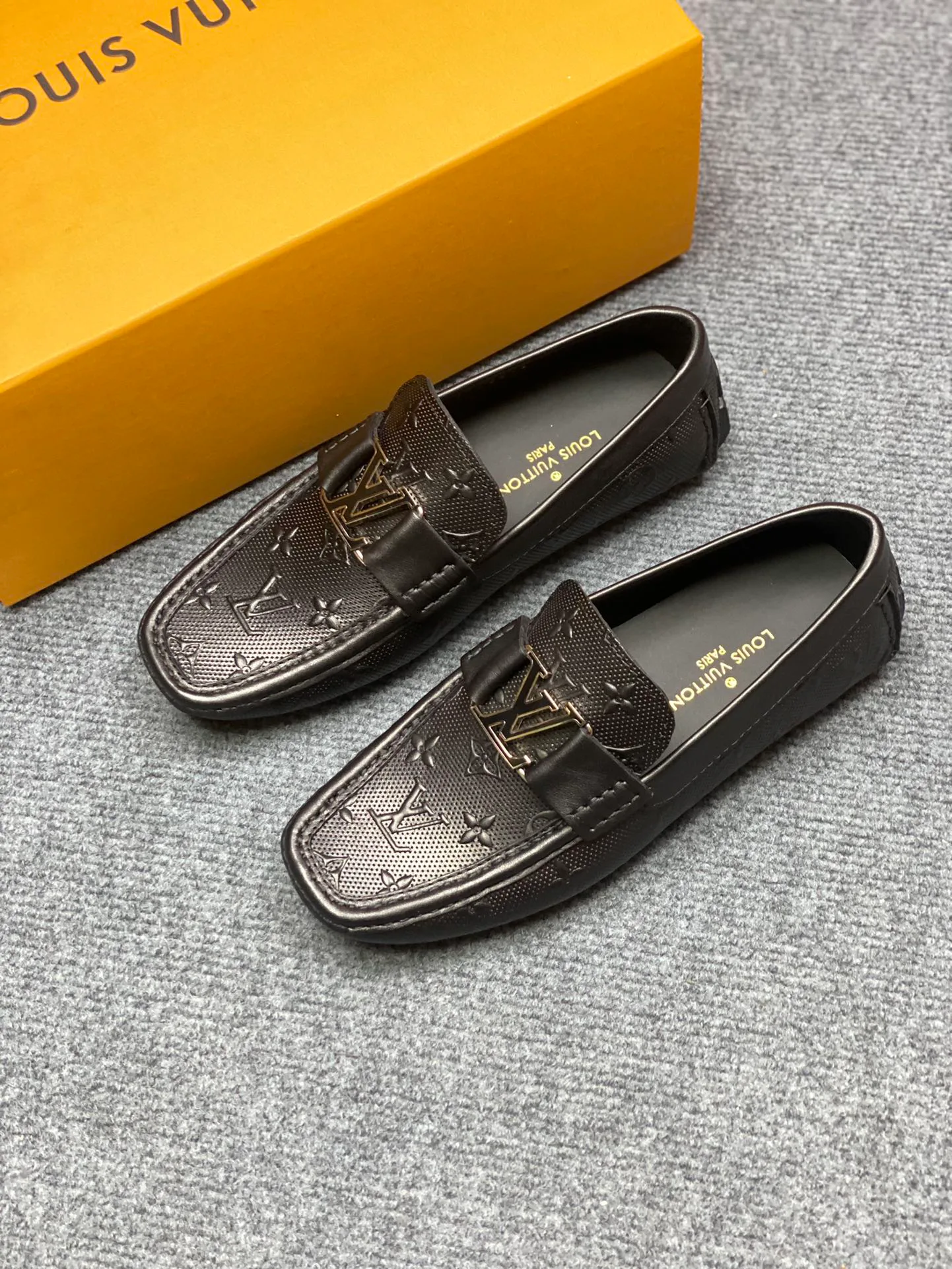 Мокасины Мужские Louis Vuitton 881830