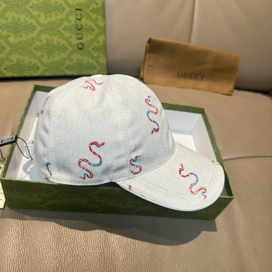 Головные Уборы Gucci 18347095