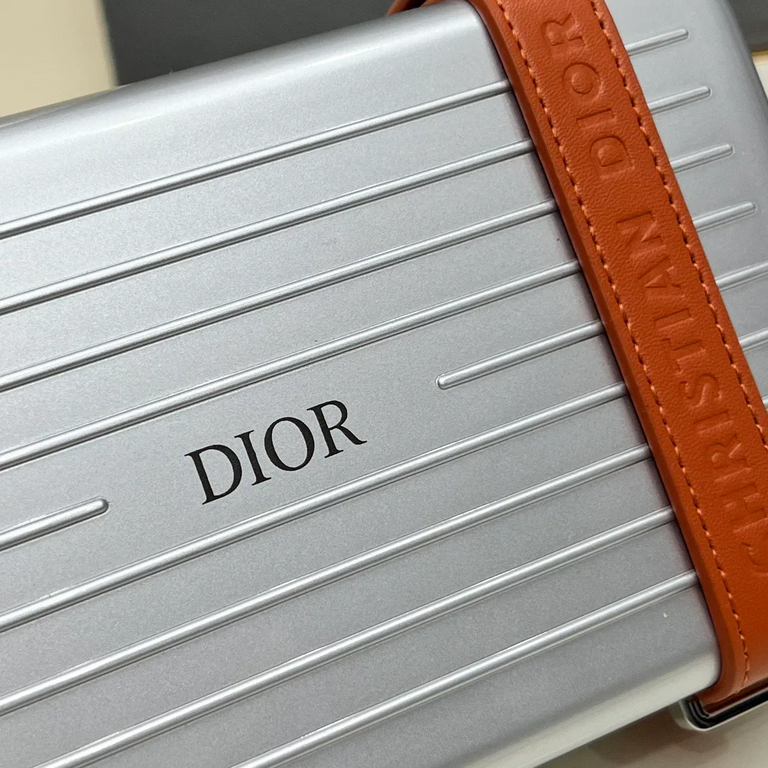 Клатчи Женские Christian Dior 11185367