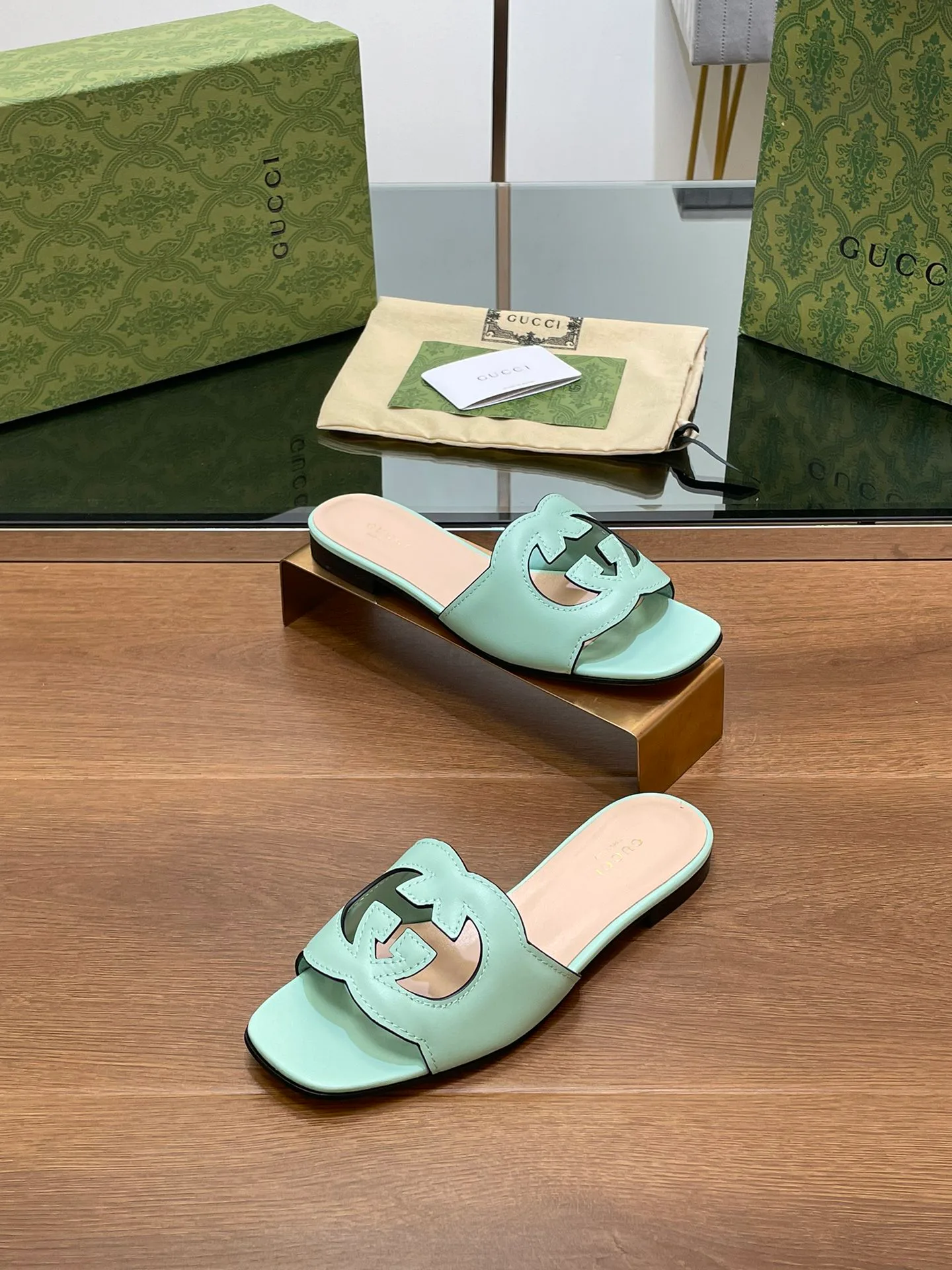 Шлепанцы Женские Gucci 11580