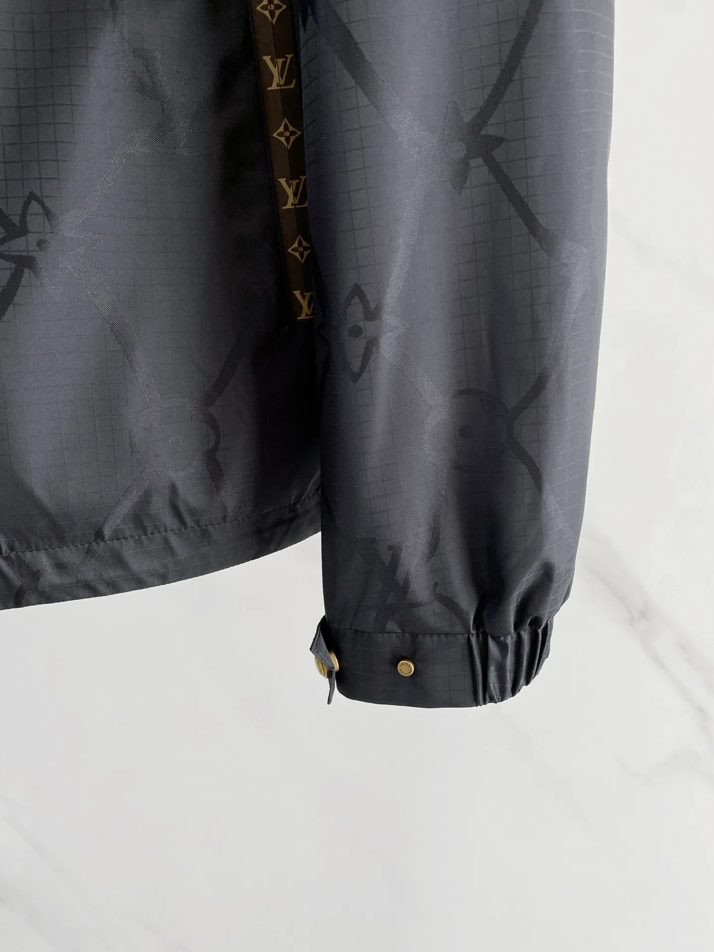 Куртки И Пуховики Мужские Louis Vuitton 11664791