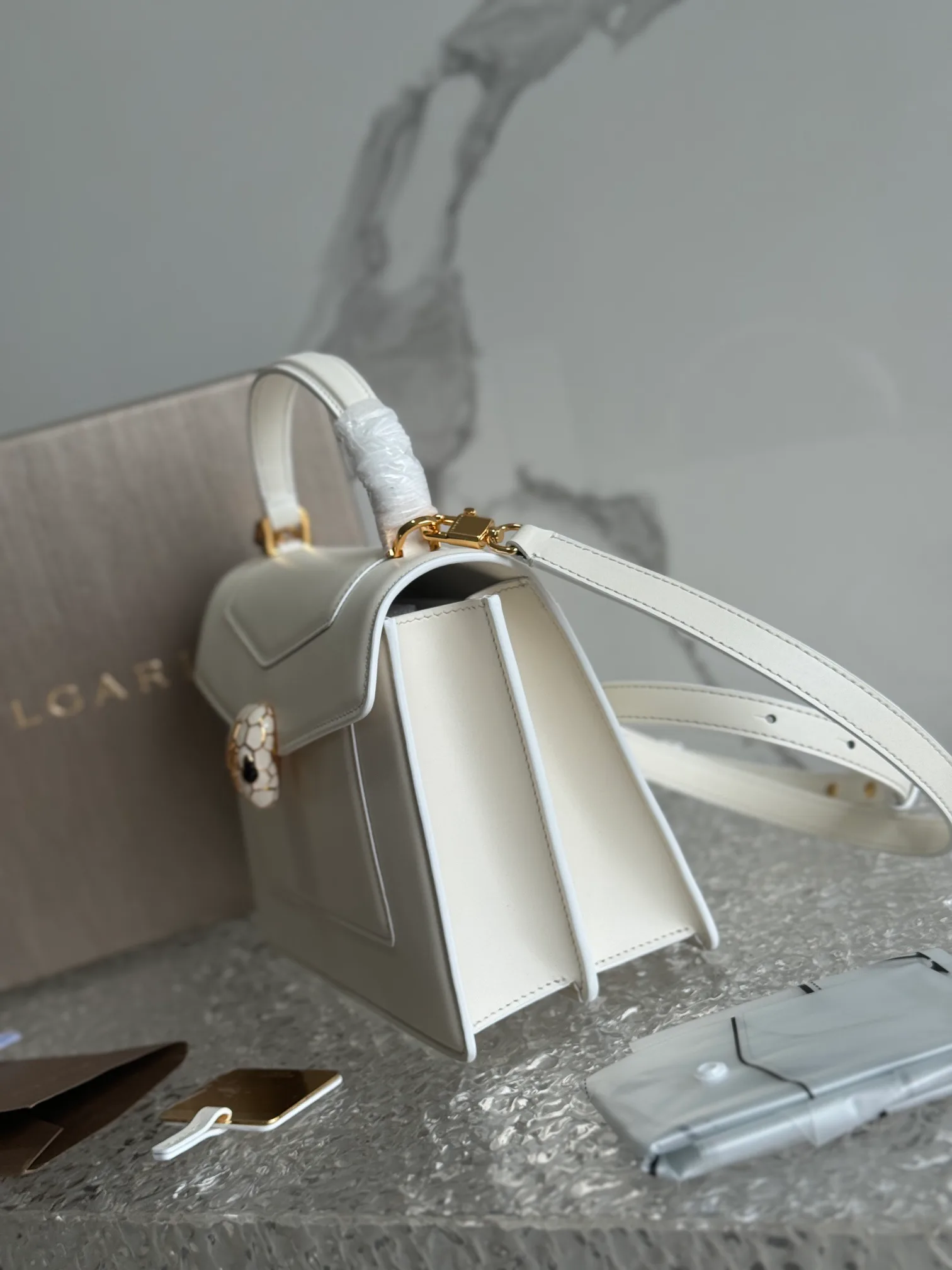 Классические Сумки Женские Bvlgari 5080608