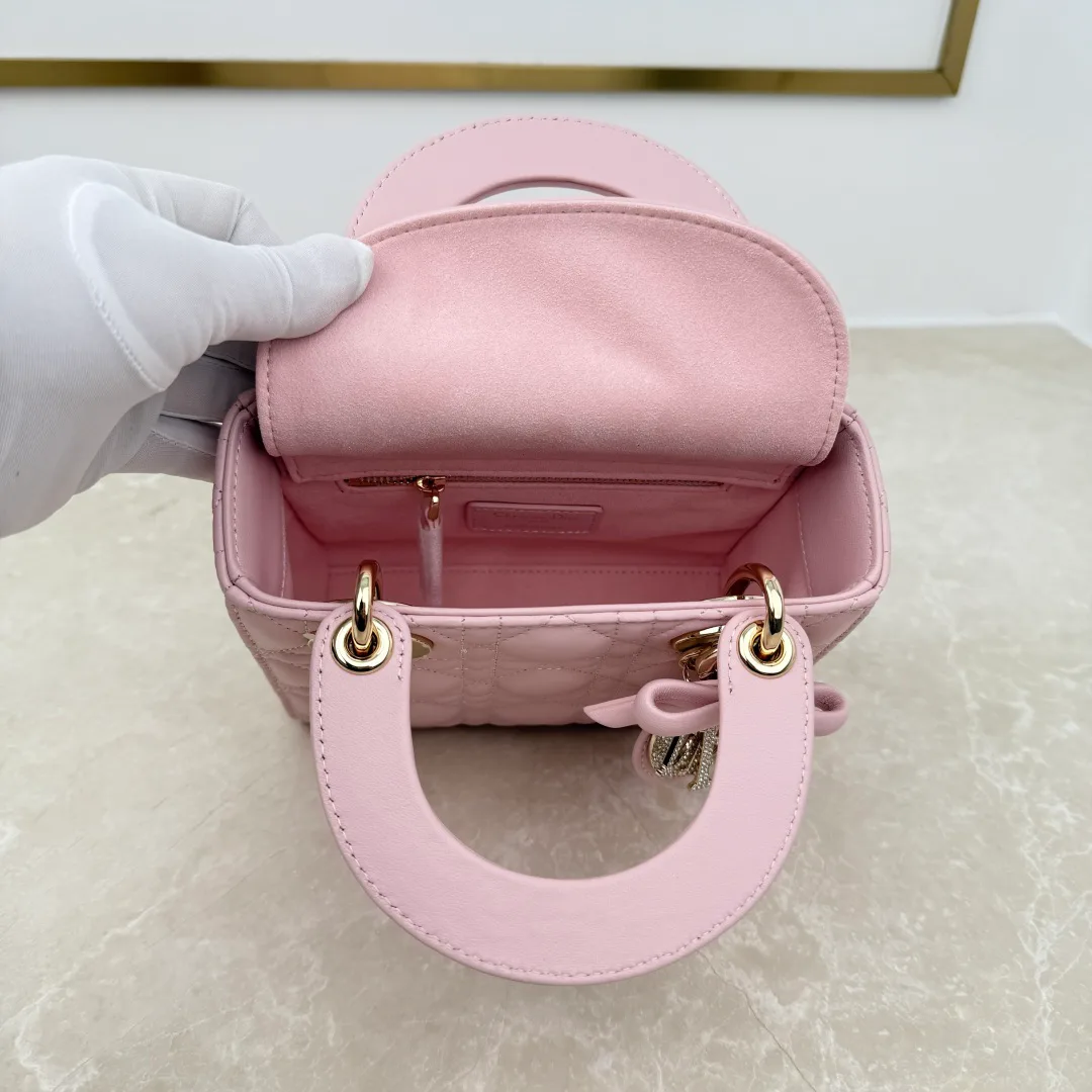 Классические Сумки Женские Christian Dior 18116219