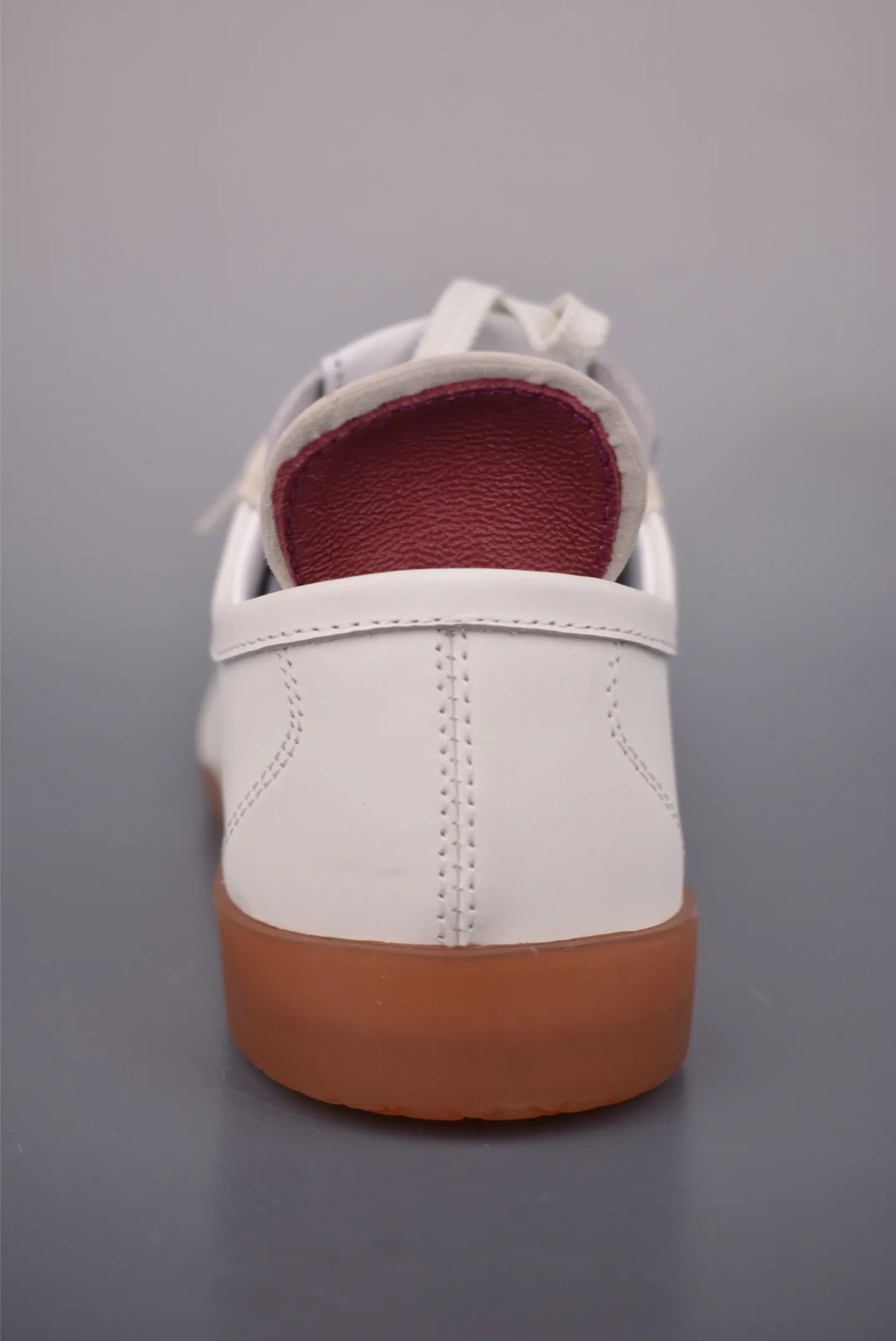 Кроссовки Женские Chanel 12609794