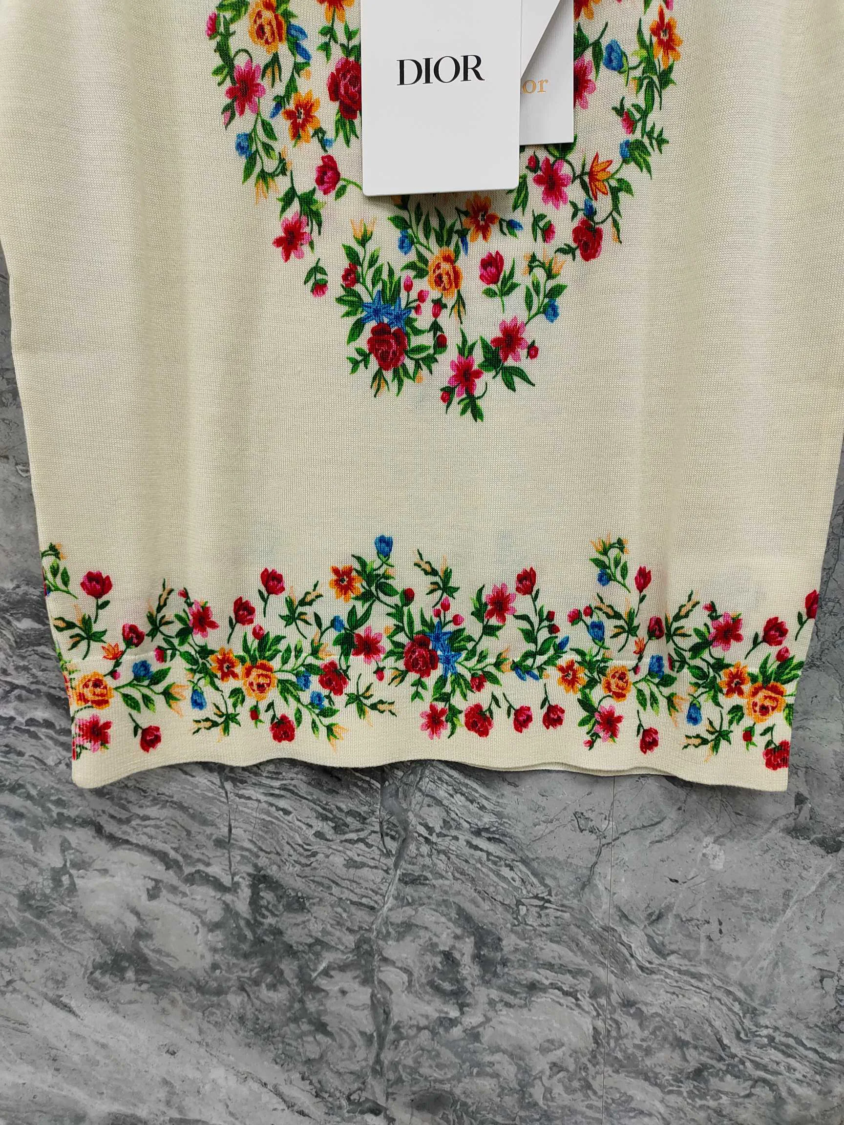 Футболки Женские Christian Dior 13549560