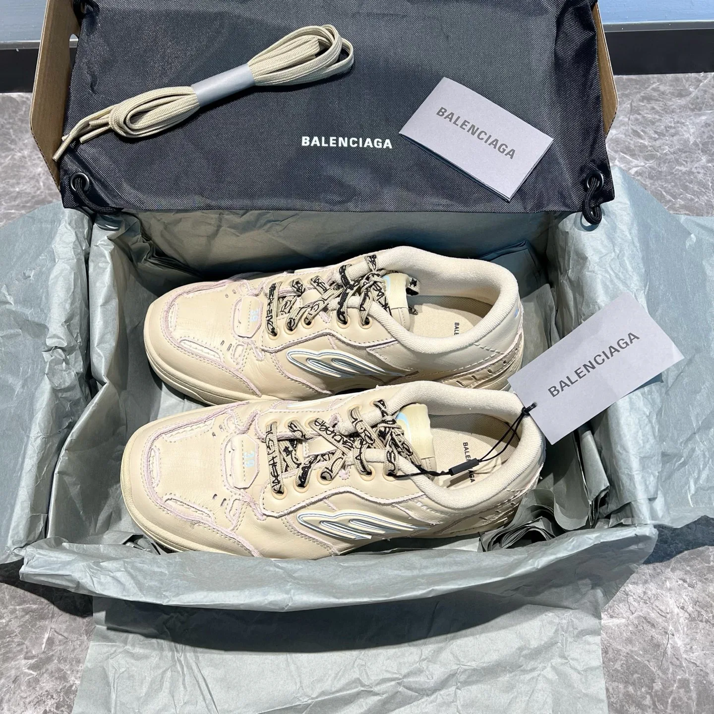 Кроссовки Женские Balenciaga 309063