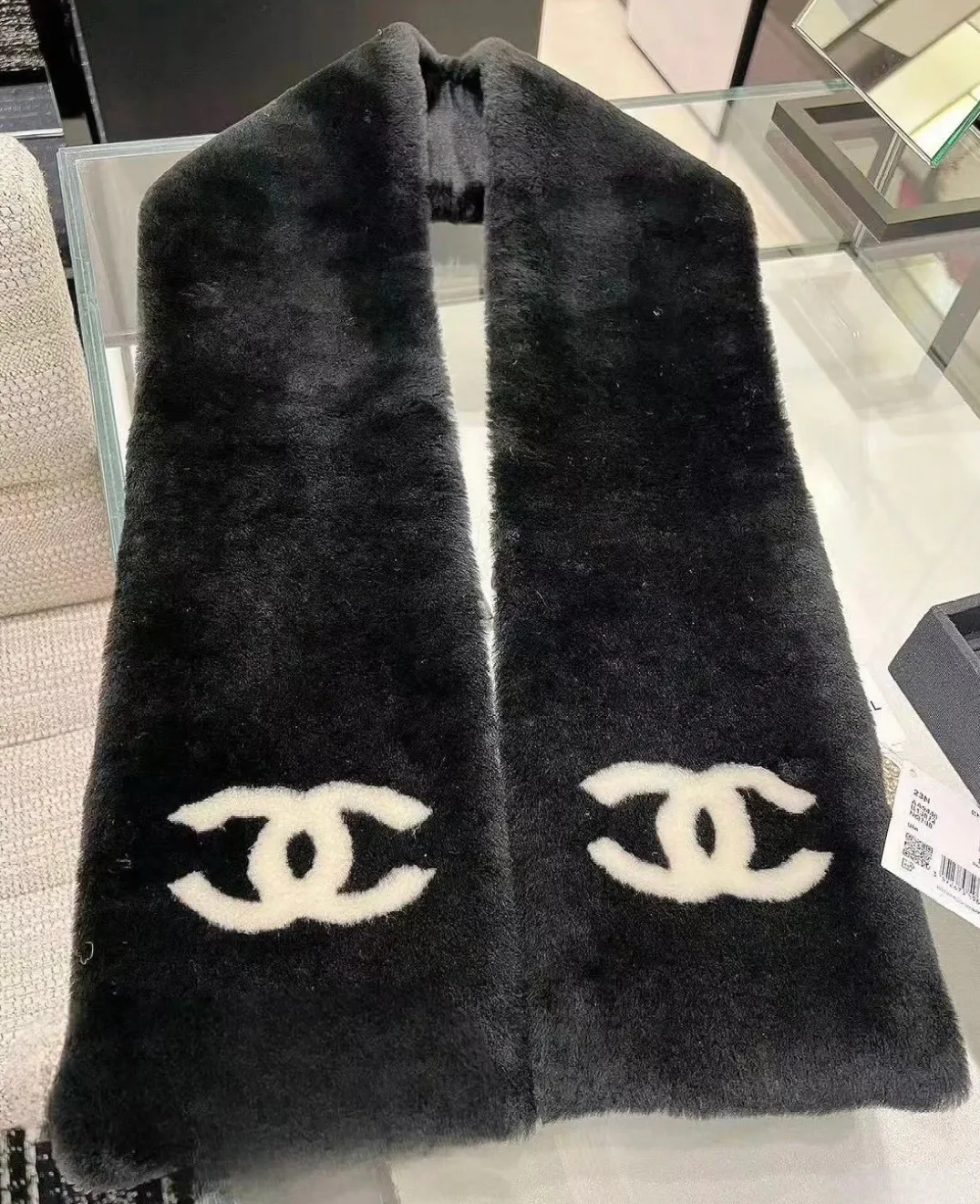 Шарфы Chanel 18347723