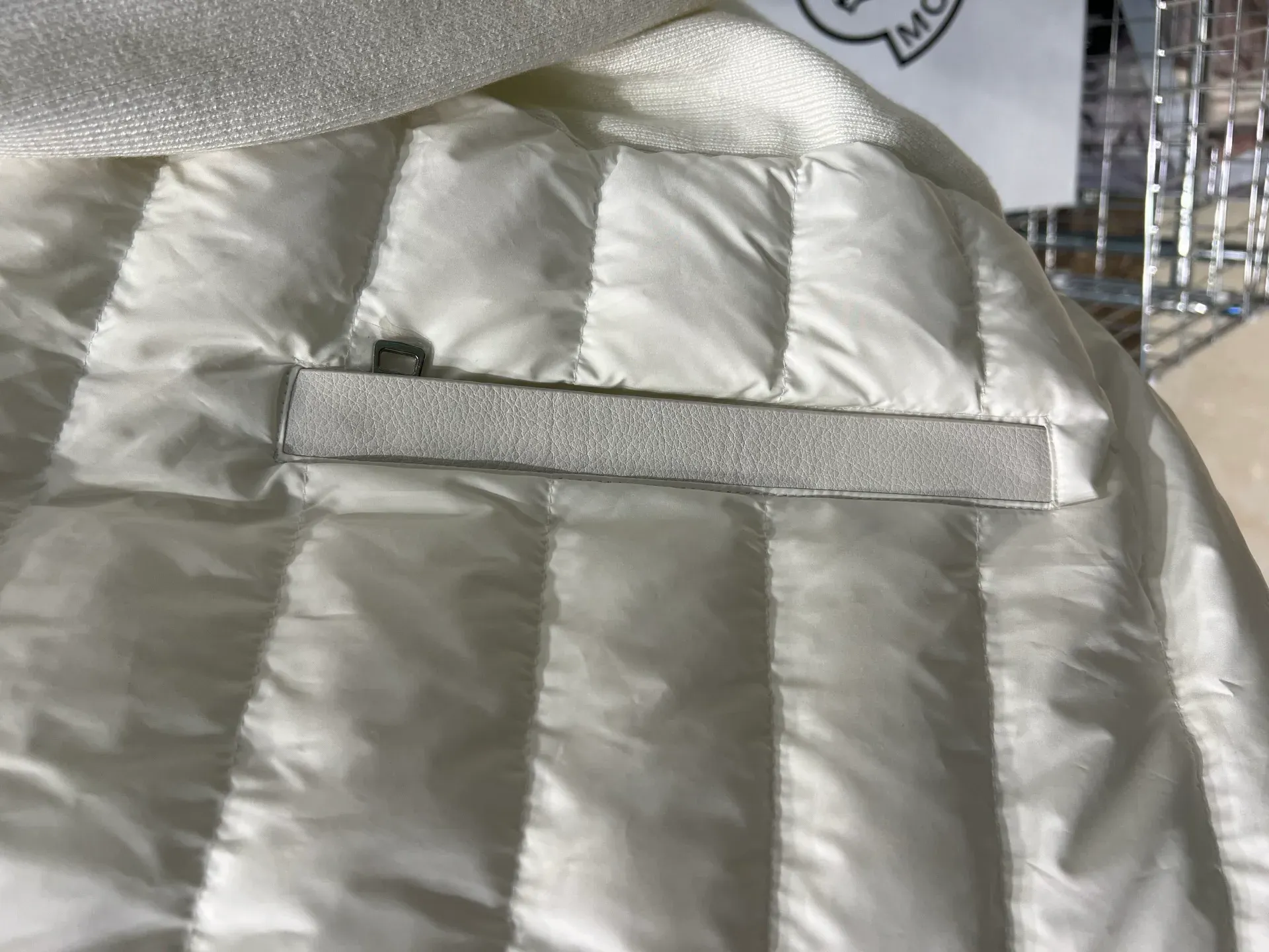 Куртки И Пуховики Женские Moncler 112212