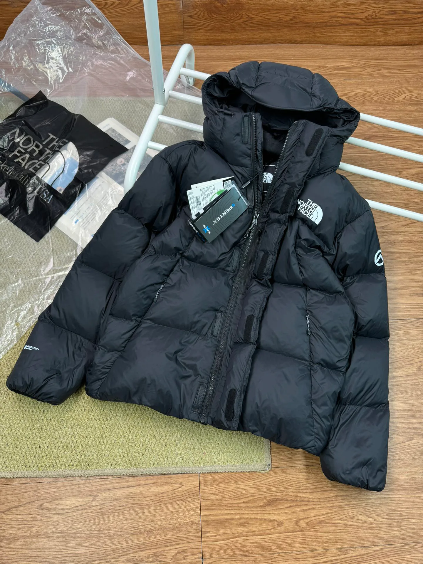 Куртки И Пуховики Женские The North Face 20137586