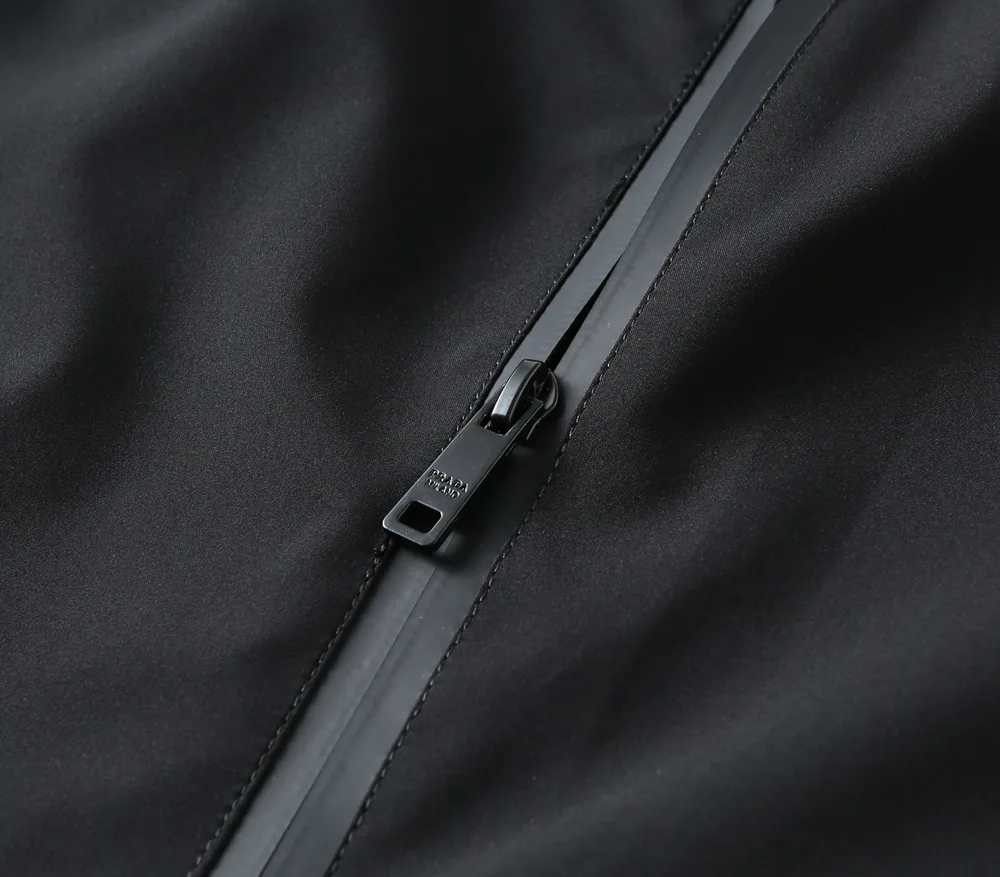 Куртки И Пуховики Мужские Prada 6292747